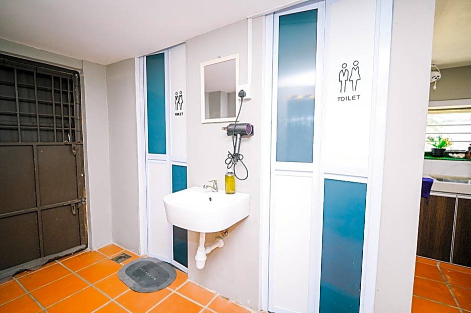 Swing & Pillows @ 87 Chulia St, Georgetown Penang