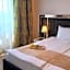 Astoria Grand Hotel