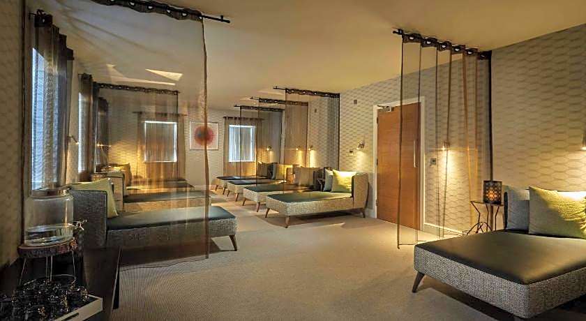 Lion Quays Hotel & Spa