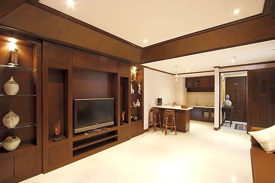 Rayaburi Hotel, Patong