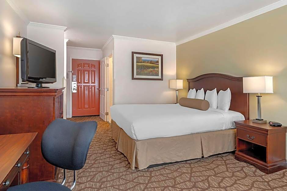 Best Western Salinas Monterey Hotel