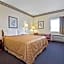 Travelodge by Wyndham St. Louis