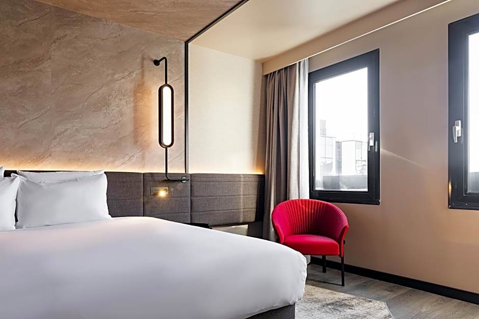 Novotel Paris Suresnes Longchamp