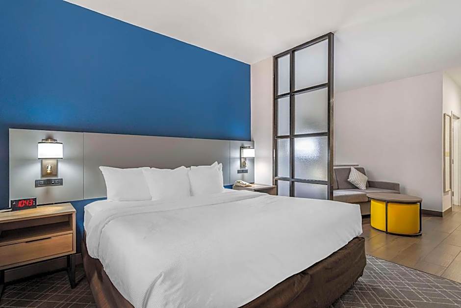 Comfort Suites Macon Northwest