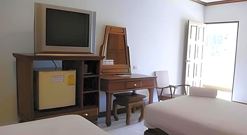 Fah Place Hotel