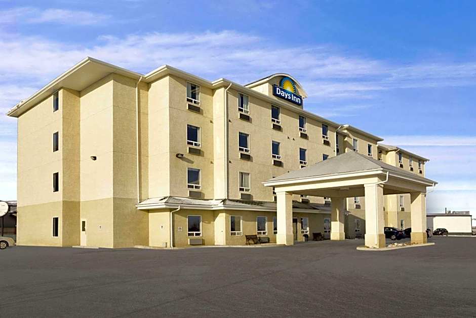 Days Inn by Wyndham Moose Jaw