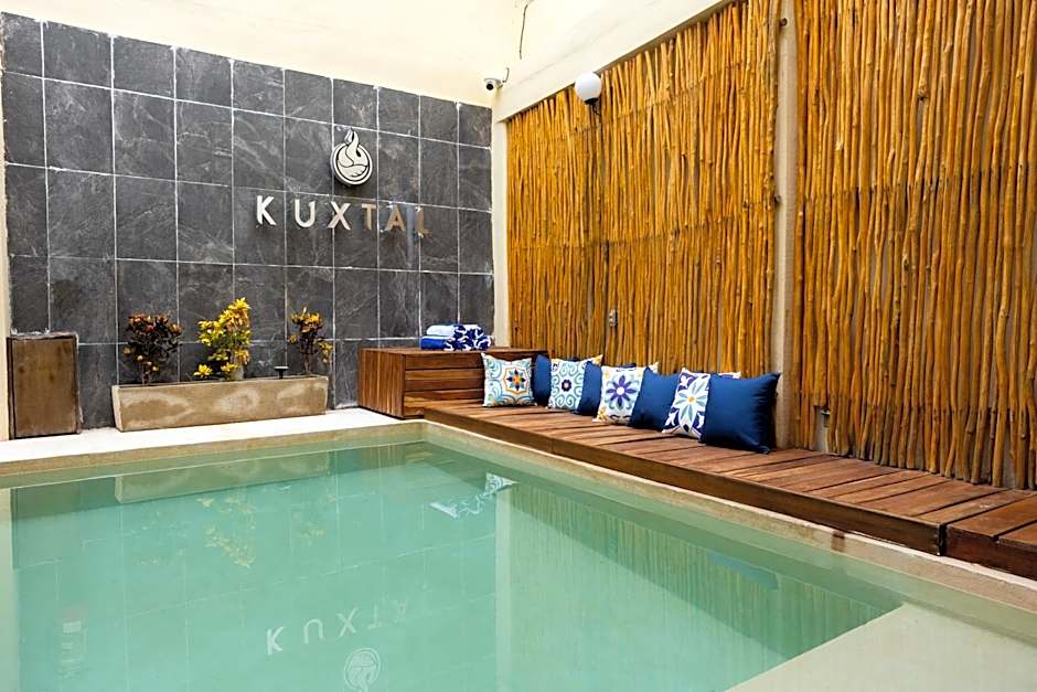 Kuxtal Hotel Boutique