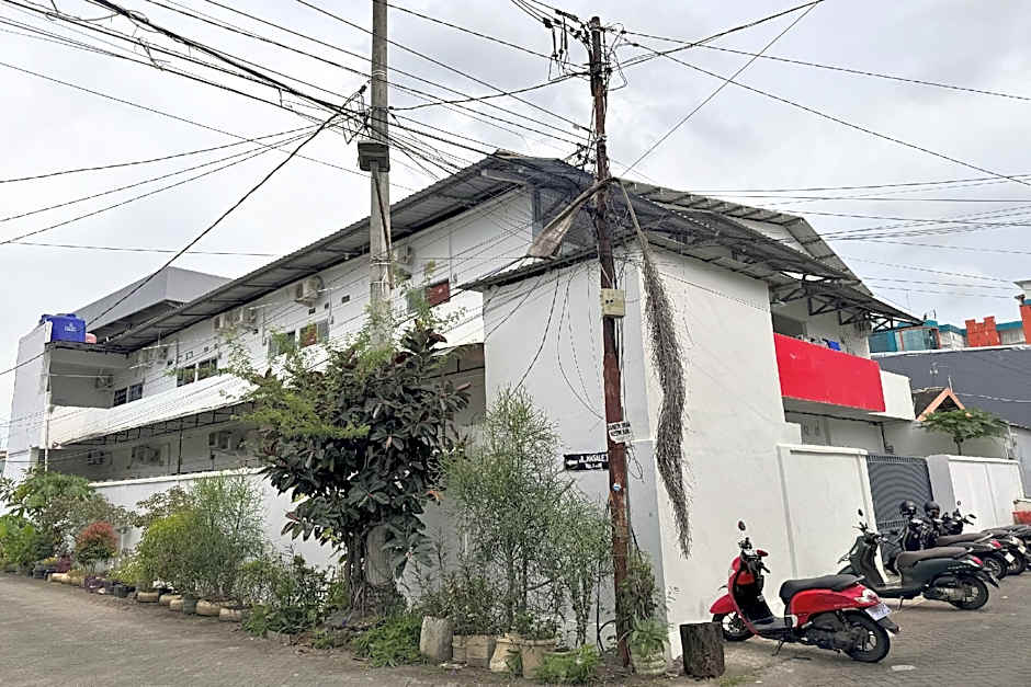 Hotel O Kost Reski 2 Near Tugu Perbatasan Takalar - Gowa