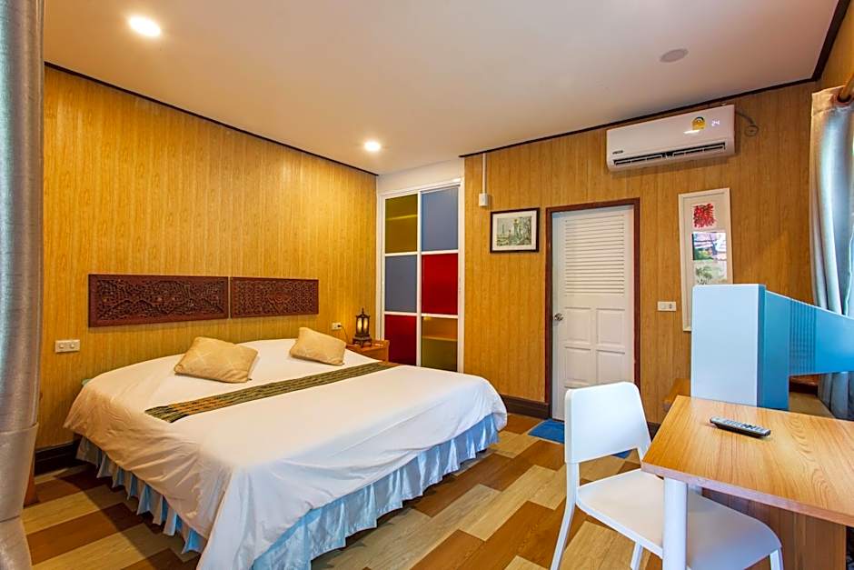 Photo 1 of 12 of Standard Bungalow