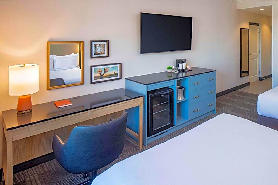 Hilton San Antonio Hill Country