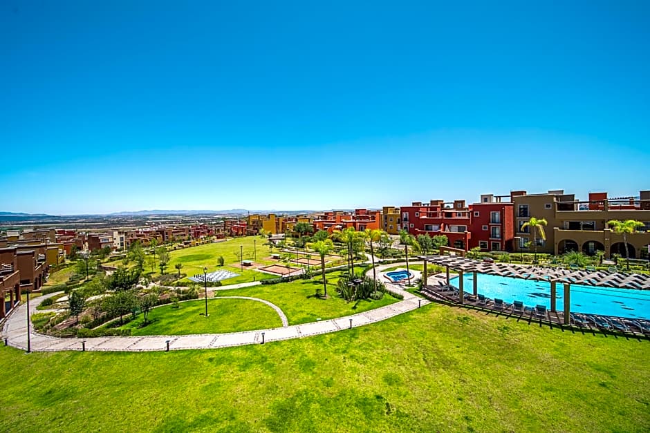 Krystal Grand San Miguel