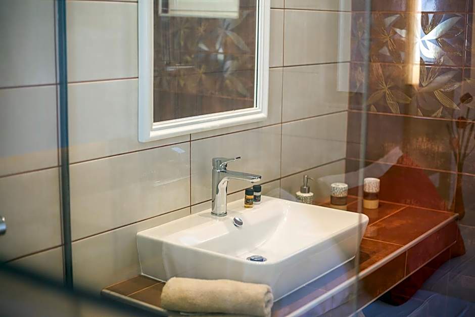 CasaStavris - Aparts & Pool Suites