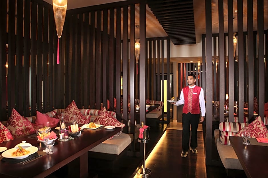 Yas Plaza Marina By Ihg