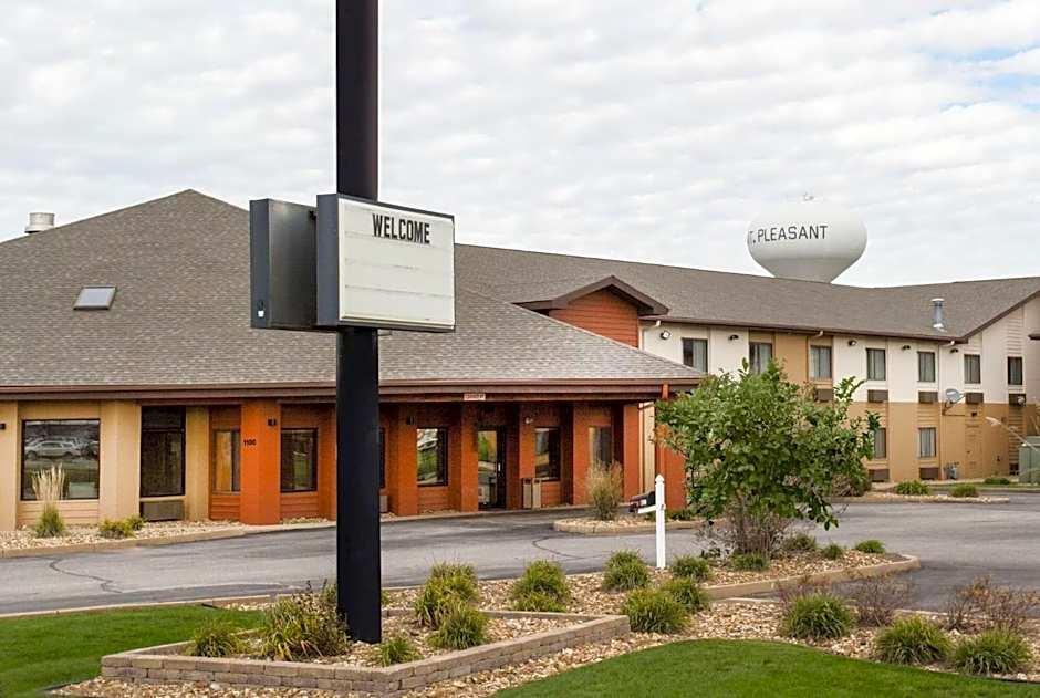 AmericInn by Wyndham Mount Pleasant