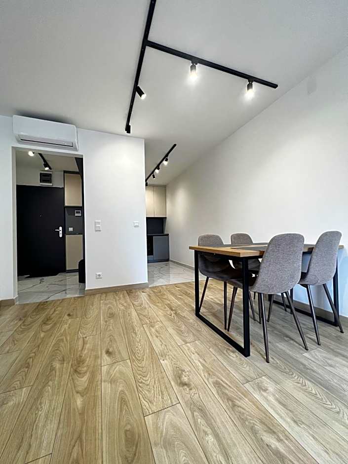RH Suites