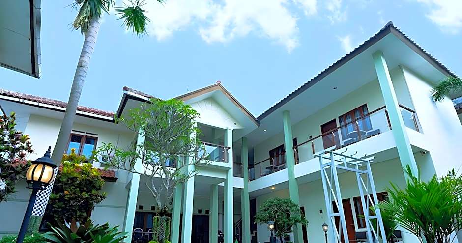 Aleyra Hotel and Villa Garut