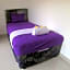 24/7 Bed & Breakfast
