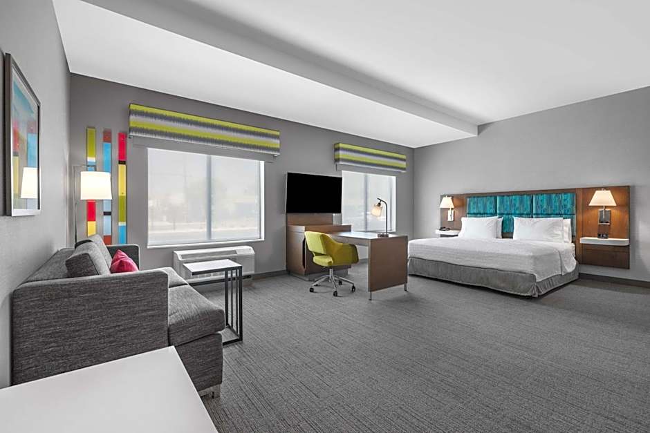 Hampton Inn & Suites Bakersfield Central