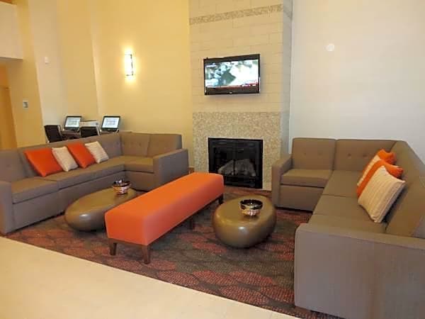 Holiday Inn Express & Suites Indianapolis North - Carmel, an IHG Hotel