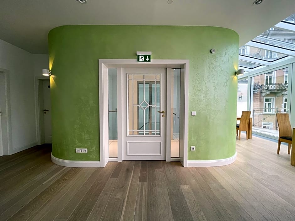 ART HOTEL HOUSE ONE