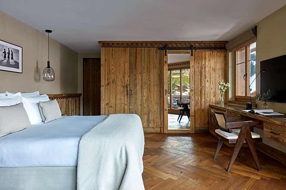 Miiro The Mansard