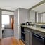 Embassy Suites by Hilton Detroit - Livonia/Novi