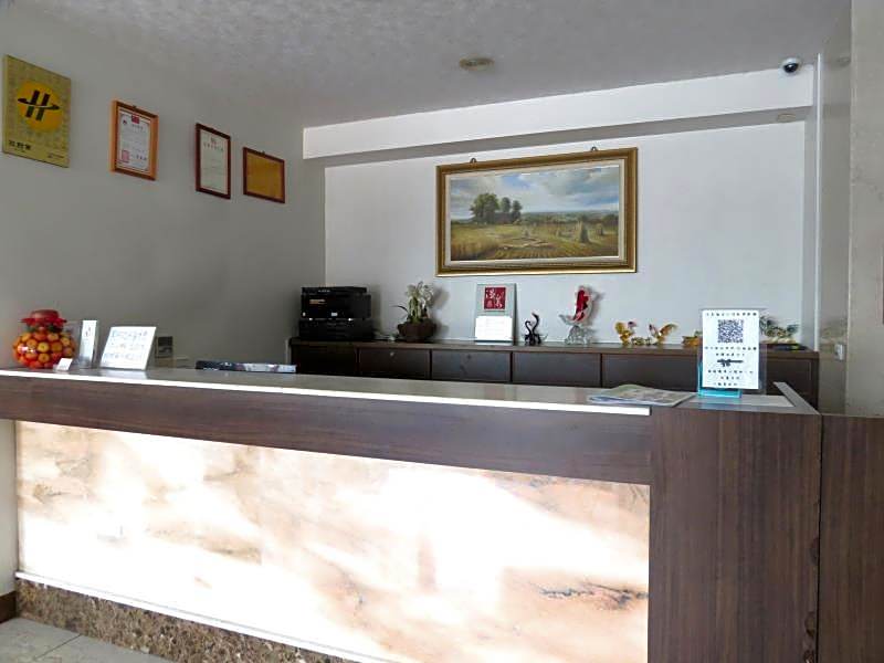 YC Cyuan Hot-Spring Hotel