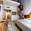 Hotel Castillo Huatulco & Beach Club