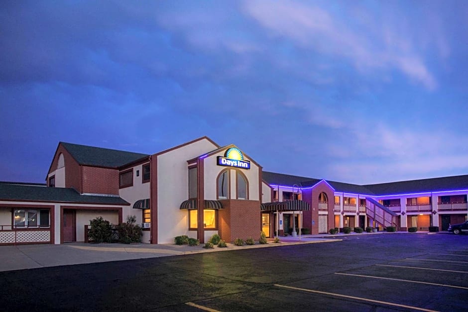 Days Inn by Wyndham Wichita West Near Airport