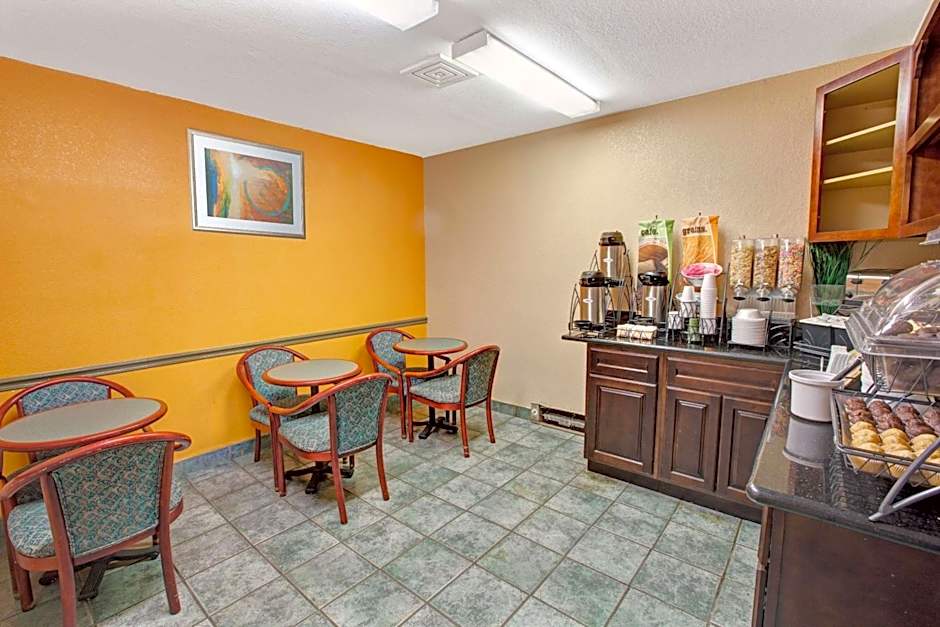 Microtel Inn & Suites By Wyndham Gatlinburg