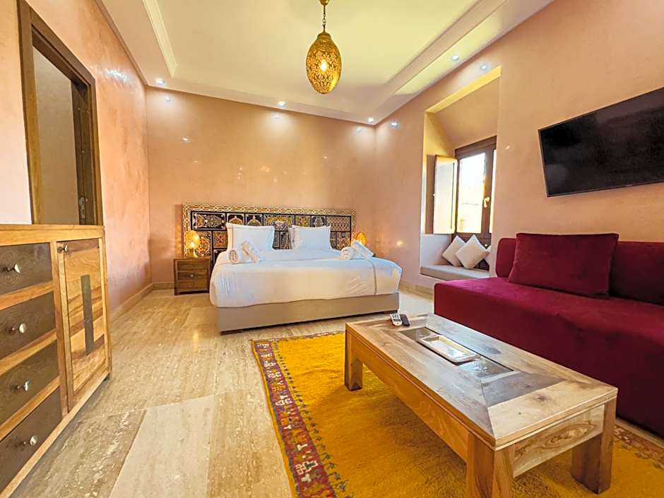 Riad Tonaroz