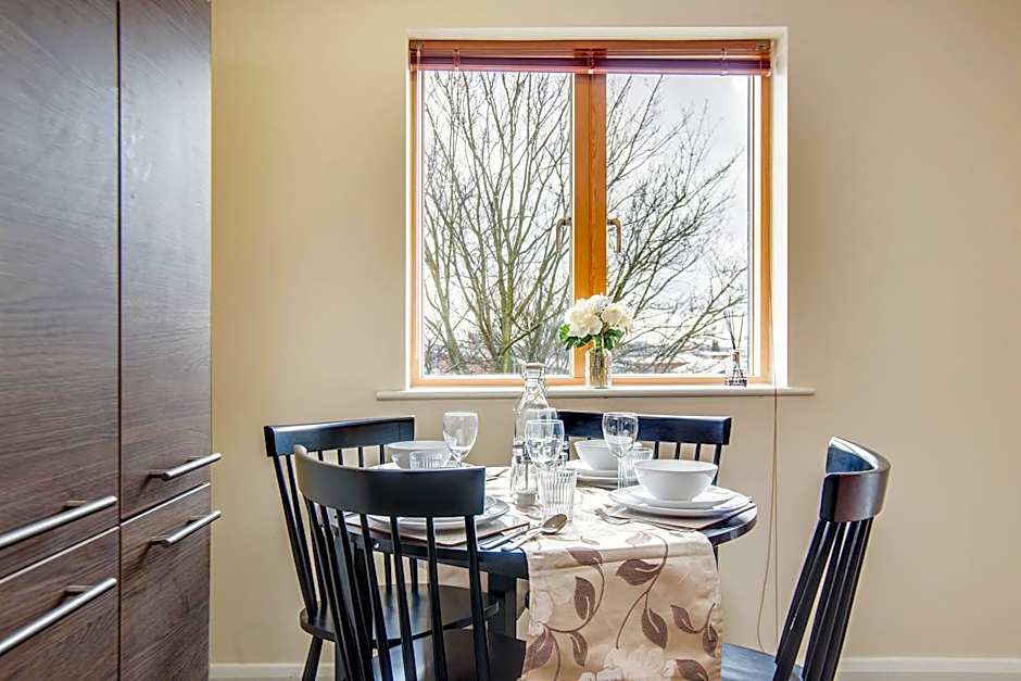 Mica Point City Centre Apartment