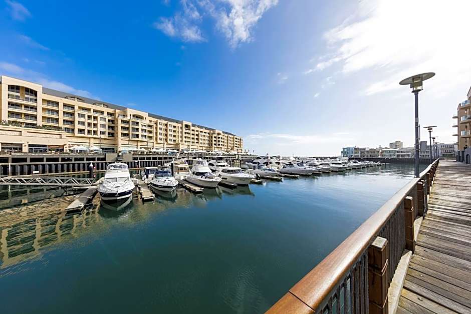 Oaks Glenelg Liberty Suites