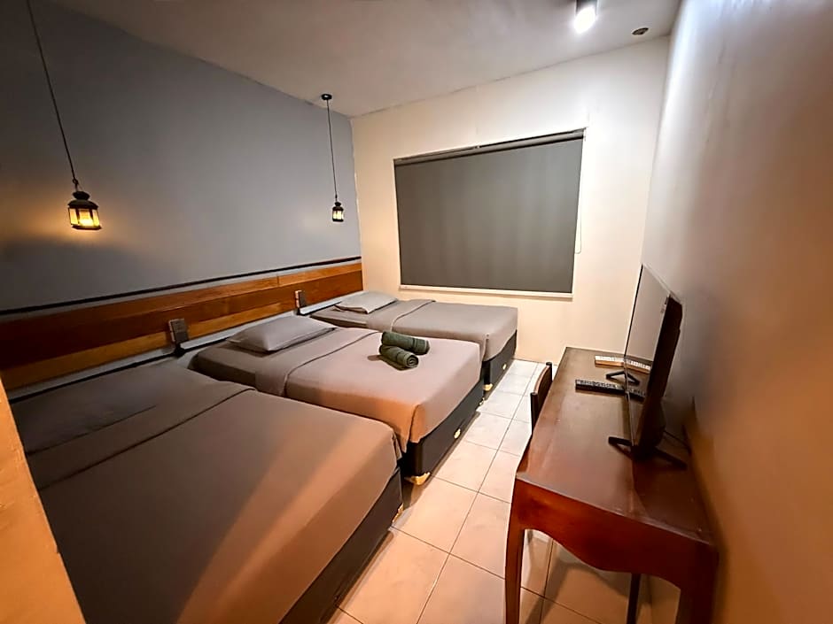 Buton Backpacker Lodge