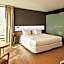 Radisson Blu Plaza El Bosque Santiago