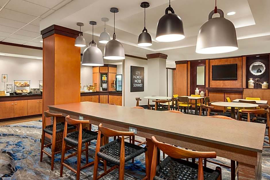 Fairfield Inn & Suites by Marriott Jacksonville West/Chaffee Point