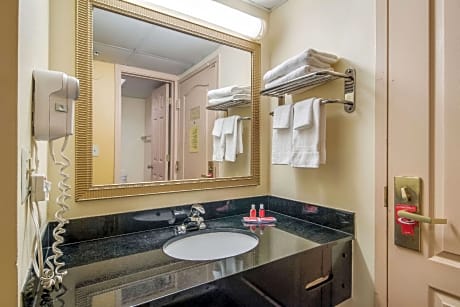 2 Double Beds Nonsmoking