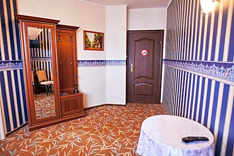 Single Room with Bathroom