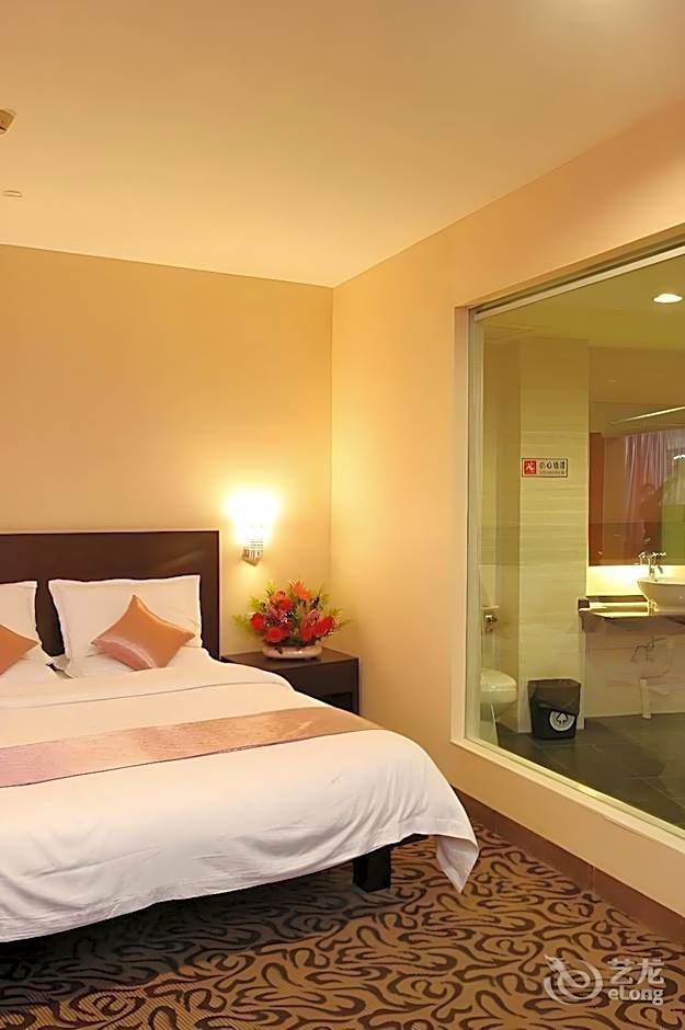 Xinhua Hotel