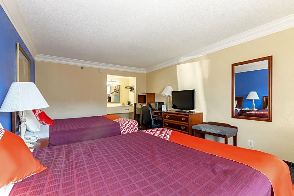 OYO Hotel Rome GA Historic District – Rome, GA
