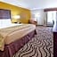 La Quinta Inn & Suites by Wyndham Floresville