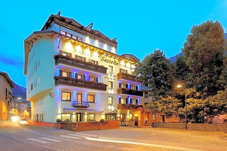 Hotel Sassella