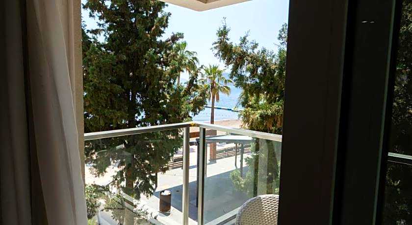 Begonville Beach Hotel - Adult Only