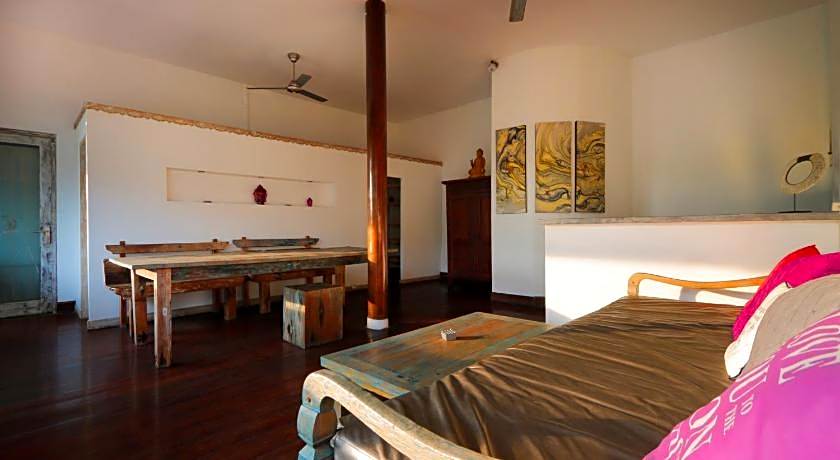Pearl Hotel