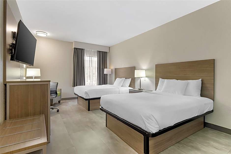 Best Western Commerce Inn