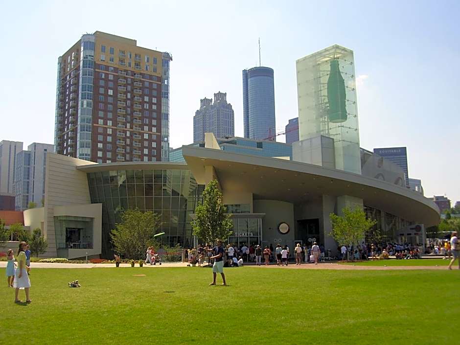 Baymont Inn & Suites by Wyndham Morrow/Atlanta I-75 South