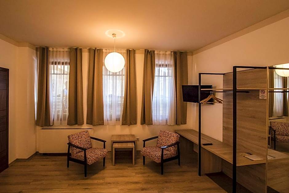 Hotel Logavina 8 Garage Parking