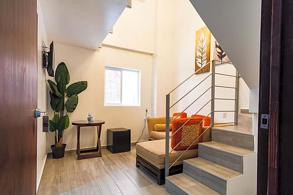 Hotel Revolucion