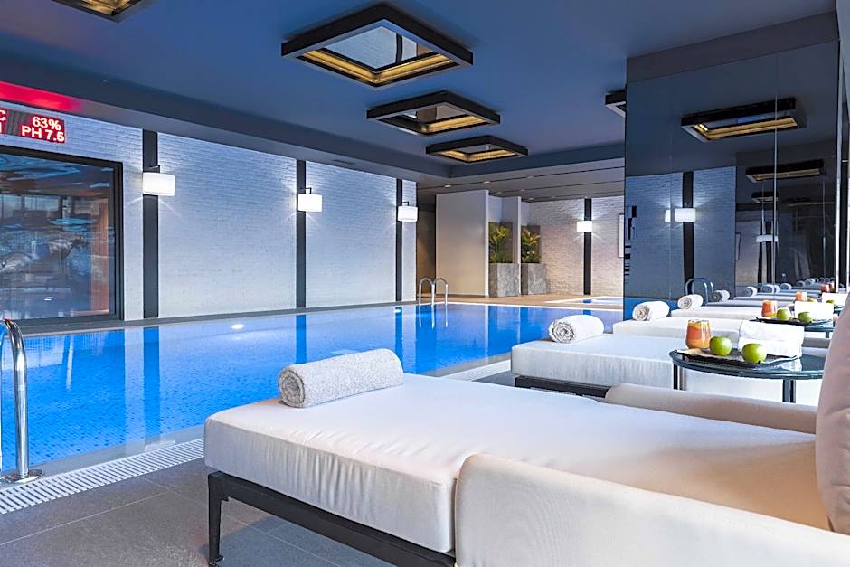 Movenpick Living Istanbul Camlivadi