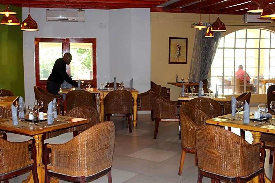 Casa Mia Lodge & Restaurant